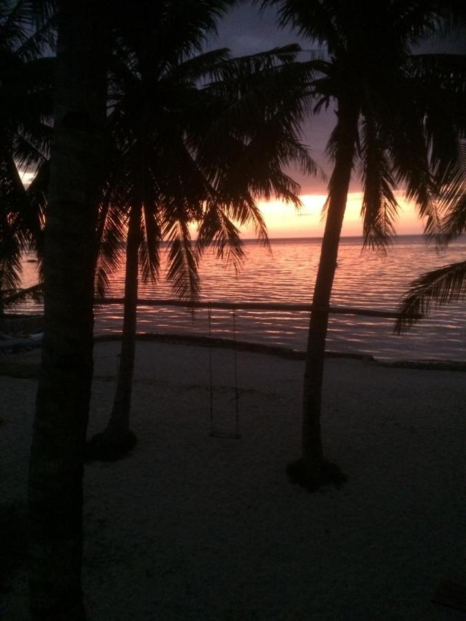 We Call It Rainbow Paradise Hotel Daanbantayan Kültér fotó