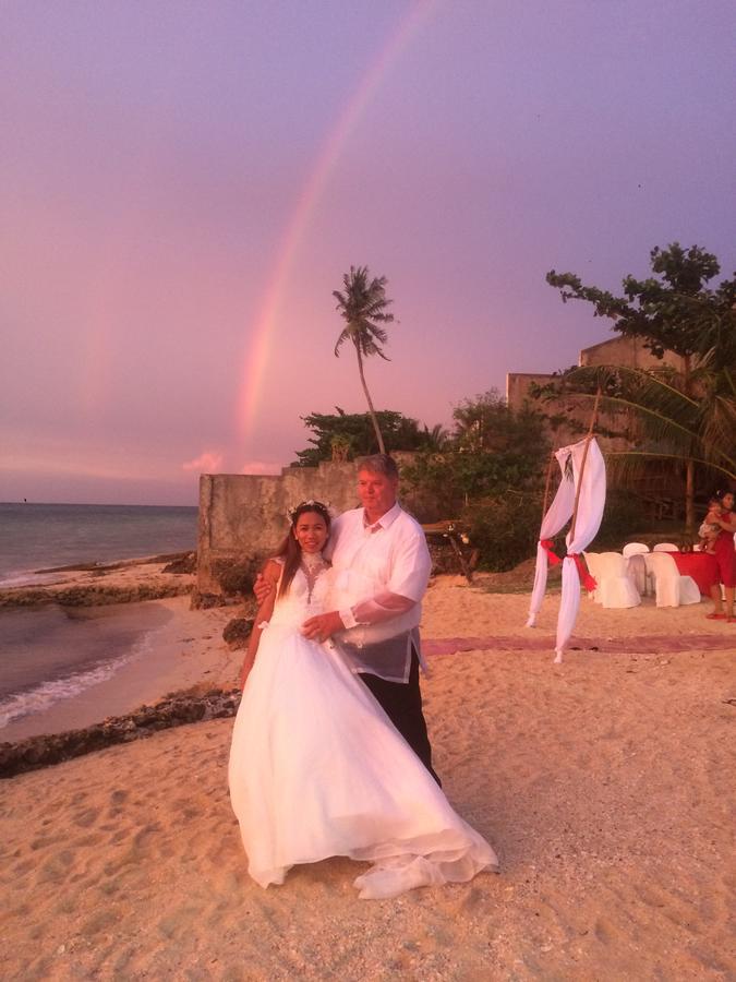 We Call It Rainbow Paradise Hotel Daanbantayan Kültér fotó